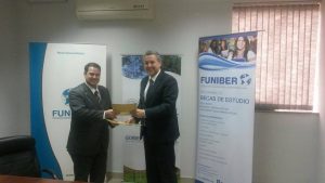 FUNIBER Paraguay firma un convenio con INFONA