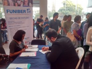 FUNIBER participó en la Feria del Empleo y Oportunidades 2016 en Honduras