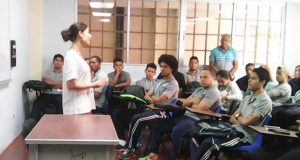 FUNIBER realiza conferencia sobre actividad física en la Universidad Especializada de las Américas UDELAS en Panamá