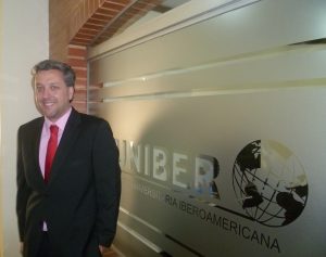 FUNIBER presenta el Programa de Becas ante la Gobernación de Boquerón (Paraguay)