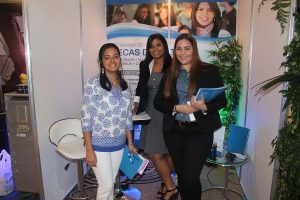 Programa de Becas FUNIBER presentado en Expo Capacitando 2016 en República Dominicana