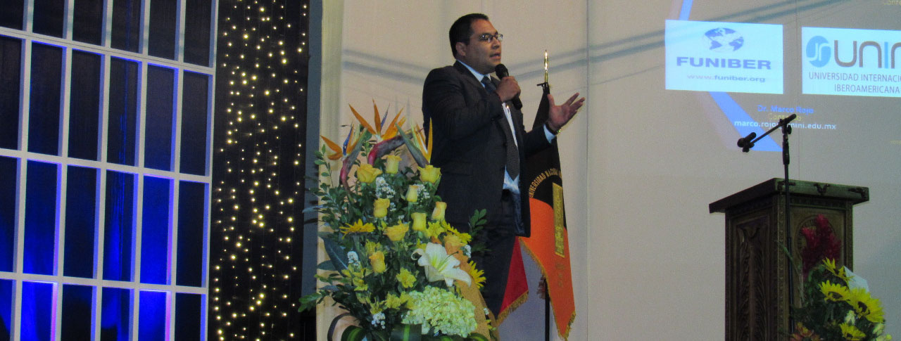 Profesor de UNINI México imparte conferencias en Perú y Colombia