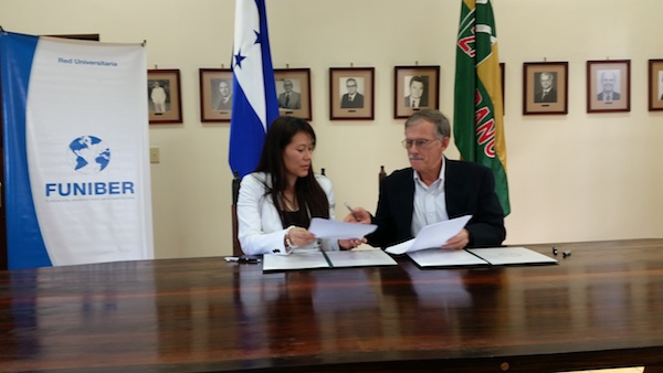 FUNIBER Honduras firma convenio de colaboración con la Escuela Agrícola Panamericana, Inc., Zamorano