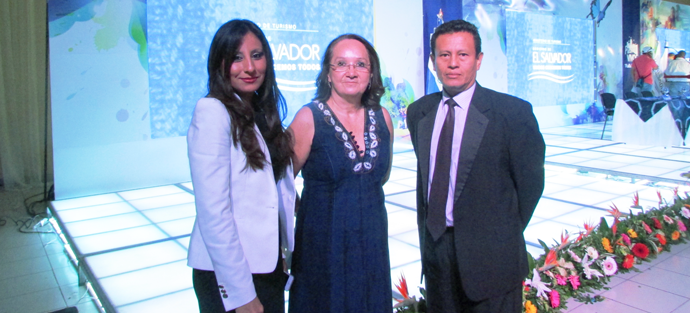 FUNIBER El Salvador participa en la inauguración de «Pueblos Vivos 2015»