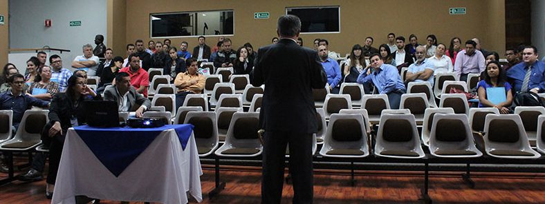 FUNIBER beca cada año a 250 alumnos de media en Costa Rica