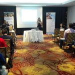 La Dra. Mireia Peláez imparte conferencia sobre ejercicio físico durante el embarazo en Panamá