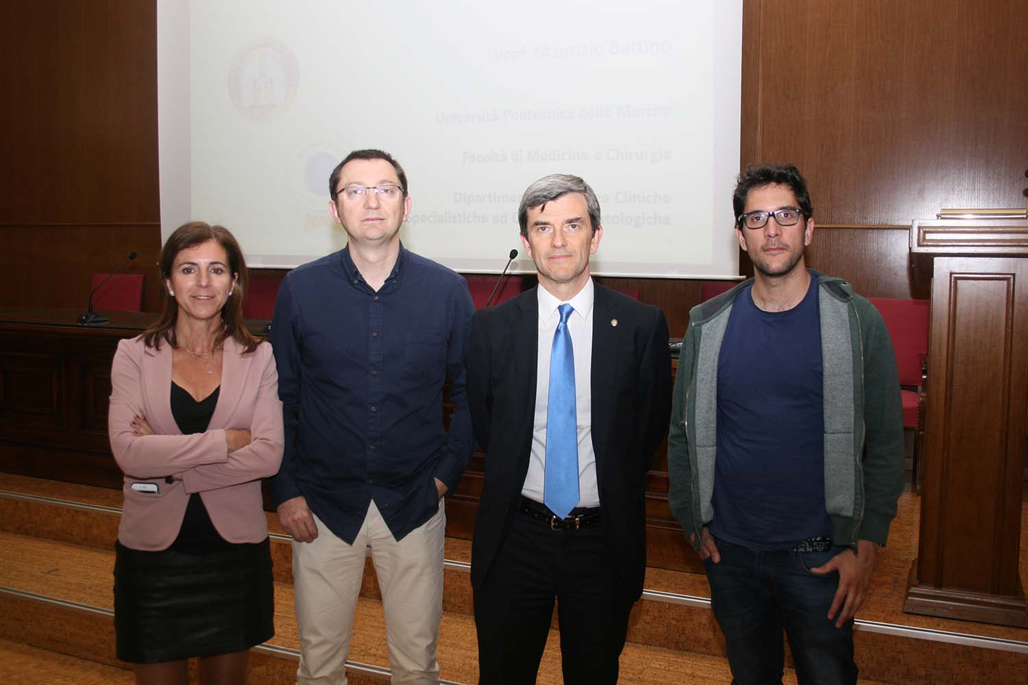 Maurizio Battino imparte exitosa conferencia en la Universidad de Granada (España)
