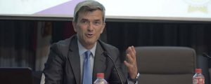 foto-noticia-battimo-santander Masiva asistencia a la conferencia de Maurizio Battino en Santander (España)