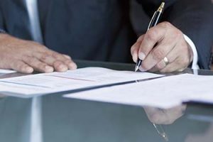 FUNIBER Uruguay firma convenio de colaboración con la UDE