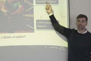 El Dr. Gonzalo Silió hablará sobre modelos educativos en El Salvador