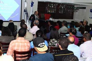 Masiva asistencia a la conferencia en Santo Domingo sobre cómo elaborar proyectos