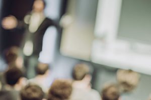 FUNIBER presenta su Programa de Becas en el Colegio de Periodistas de Honduras