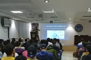 Excelente asistencia a la conferencia sobre ansiedad en el deporte de la Dra. Corrales