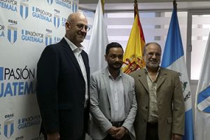 FUNIBER firma convenio de colaboración a tres bandas con el COG y la CDAG
