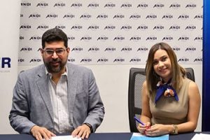 FUNIBER y ANDI firman convenio de colaboración