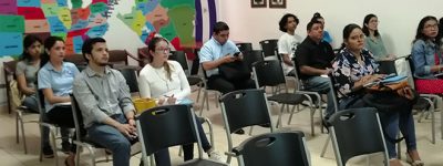 funiber-presenta-su-programa-de-becas-en-sesion-informativa-en-amchan-nicaragua