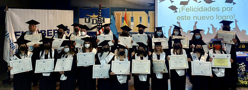 FUNIBER celebra acto de graduación en Honduras