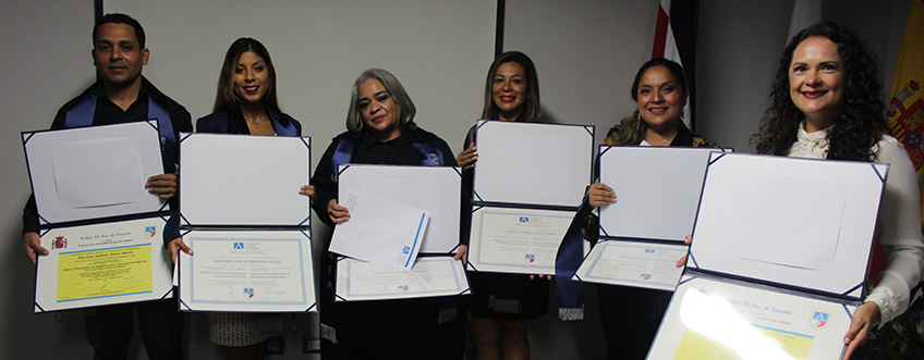 FUNIBER celebra acto de graduación de 12 estudiantes de Costa Rica