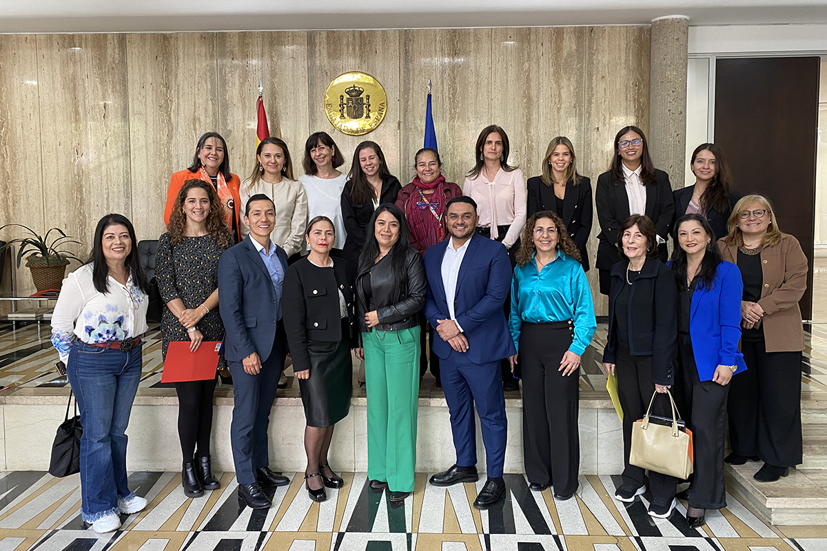 Universidad Funiber FUNIBER y UNEATLANTICO dan la bienvenida a la nueva Agregada de ...