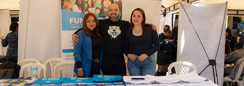 FUNIBER Colombia presente en la feria universitaria «Dale la vuelta a tu futuro» en Funza