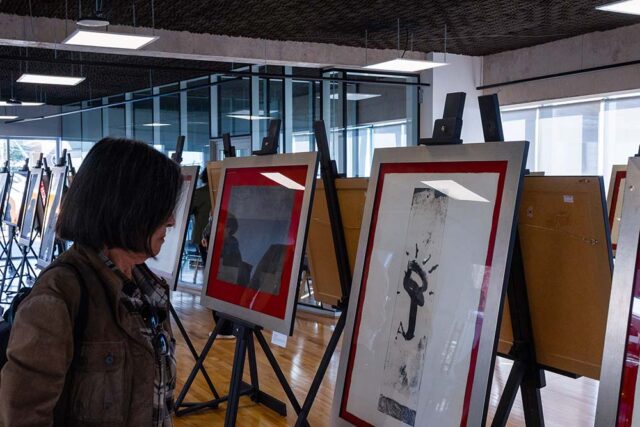 expo-tapies-sebastian-herrera-uno-diez