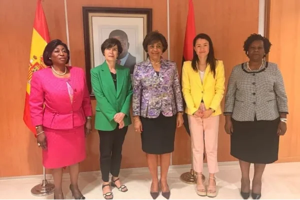 angola-iberoamericano-cuatro