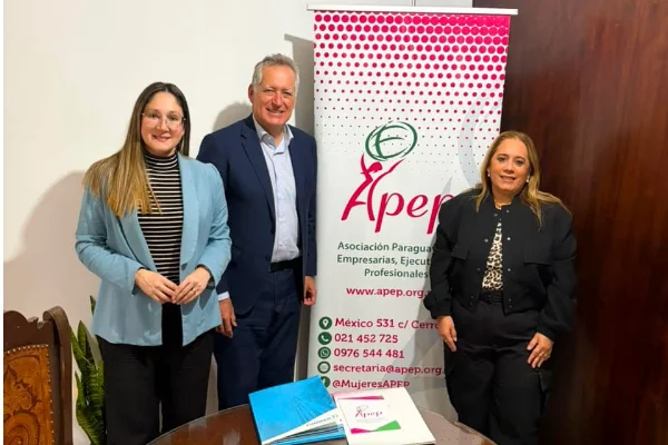 Visita de FUNIBER y FIDBAN a la Asociación Paraguaya de Empresarias, Ejecutivas y Profesionales (APEP).