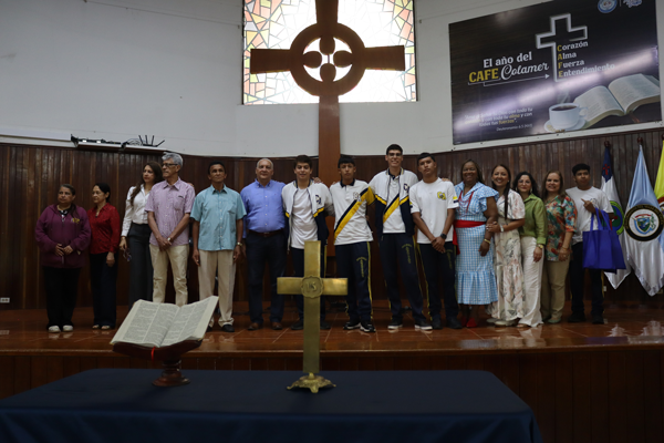 entrega-premio-colombia