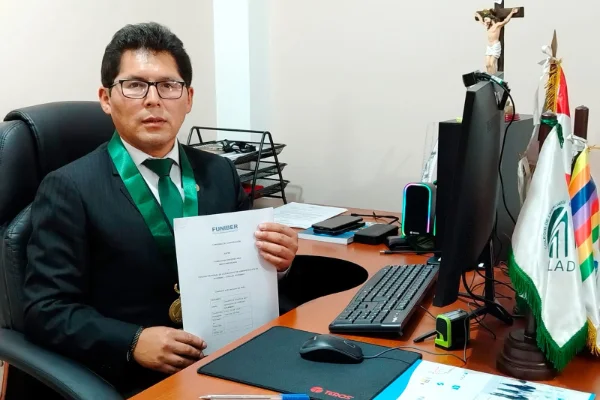Mgtr. Mark Paira, decano del Colegio de Licenciados en Administración de Apurímac.