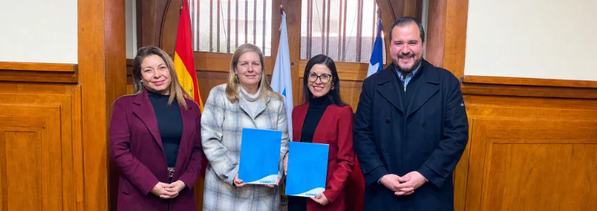 FUNIBER Chile y el Instituto Profesional EATRI suscriben un convenio marco de colaboración para fortalecer la formación académica y el desarrollo profesional