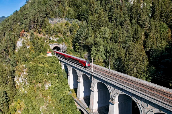 tren-tunel