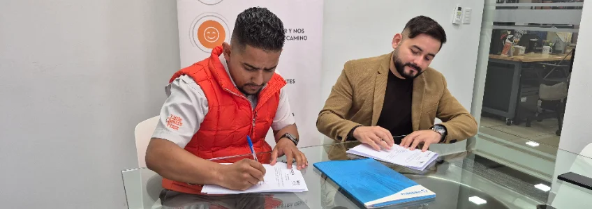 FUNIBER El Salvador y Alisa – Little Caesar firman convenio para impulsar la formación de sus colaboradores