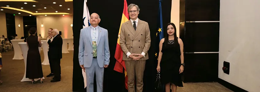 FUNIBER y la Universidad Europea del Atlántico participan en las celebraciones del Día de la Hispanidad organizadas por las embajadas de España