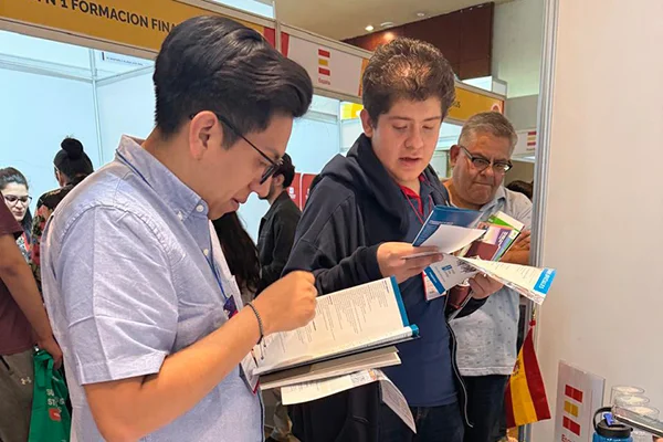 expo-posgrados-cinco