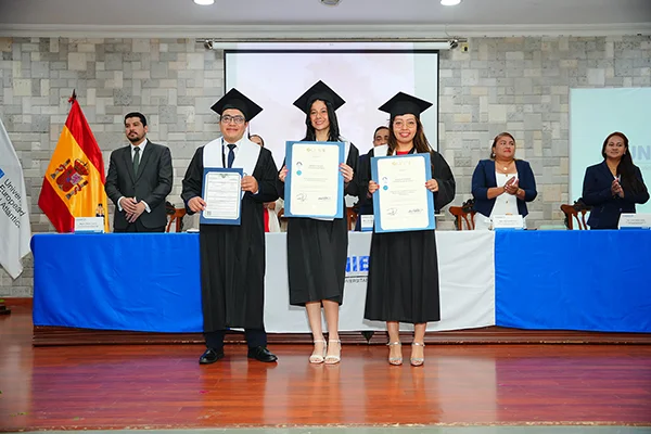 gradua-ecua-dieciseis gradua-ecua-dieciseis