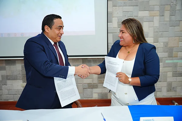 gradua-ecua-veinte-cinco gradua-ecua-veinte-cinco