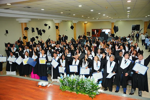 gradua-ecua-veinte-dos gradua-ecua-veinte-dos