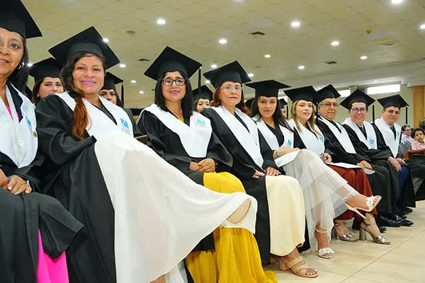 gradua-ecua-veinte-tres gradua-ecua-veinte-tres